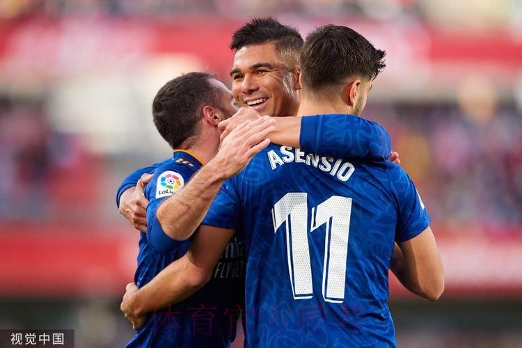 马卡对比皇马7号-C罗只赢了2次西甲 维尼修斯已3次